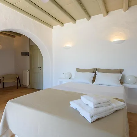 Vinea Paros Villa *