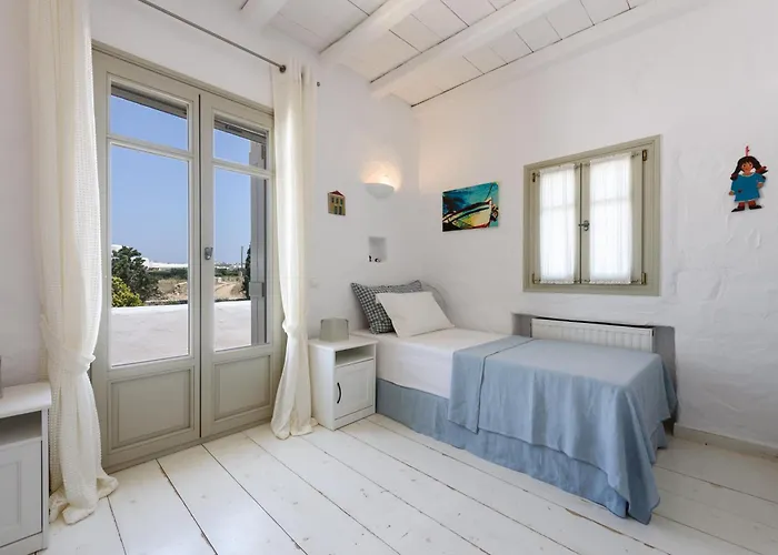 Vinea Paros Piso Livadi