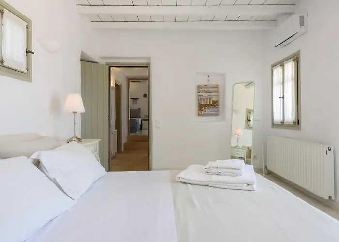 Vinea Paros Piso Livadi